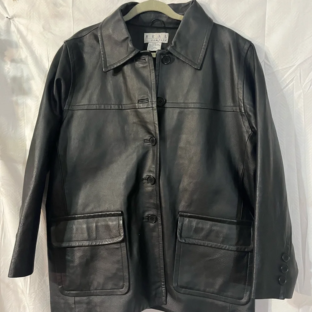 Real‎ Comfort Leather Coat with front pockets. men’s